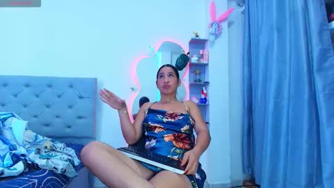 Snapshot of jesica_wilson chatting on October 20, 1:08 am JESICA online show from October 20, 1:08 am