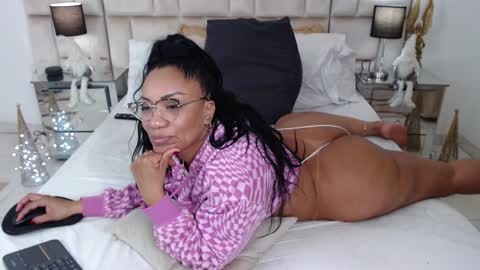 JESICA online show from January 5, 3:02 pm