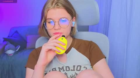  JessieVibes online show from March 11, 3:56 pm