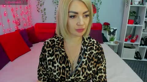 Jessa Bellucci online show from January 18, 12:01 pm