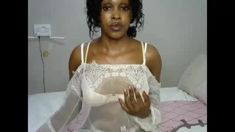 jessajoyy online show from March 21, 9:58 am