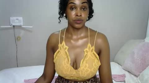 jessajoyy online show from March 19, 6:18 am