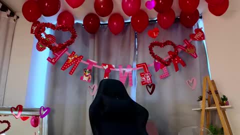 bella  adams online show from February 14, 10:14 pm