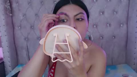 Jessica  online show from November 22, 5:15 pm