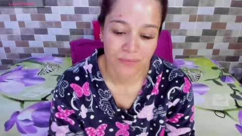 jessimodel independient online show from April 12, 7:16 pm