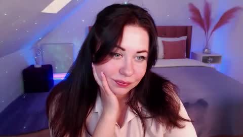 jessicaevanse online show from April 3, 7:28 am