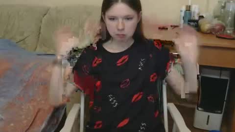jessicaholland1 online show from May 13, 7:08 pm