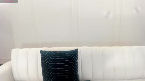 JESS online show from February 18, 10:27 am