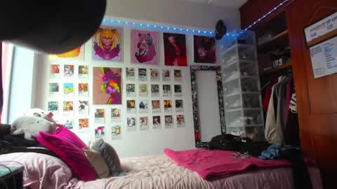 Your Sweet Angel online show from March 27, 5:35 pm