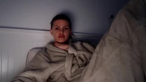Snapshot of jessiexryan chatting on January 24, 6:03 am jessieryan online show from January 24, 6:03 am