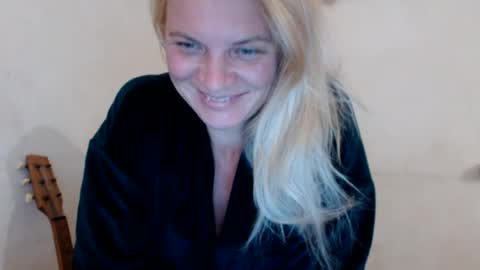 jessyangels online show from July 5, 8:47 pm