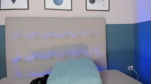 Jessy Morgan online show from November 7, 4:40 am