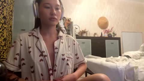 Lynn online show from November 13, 7:40 am