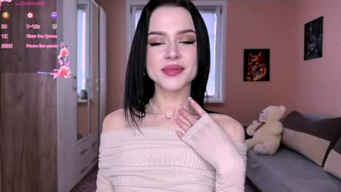 Lea online show from April 19, 7:19 am