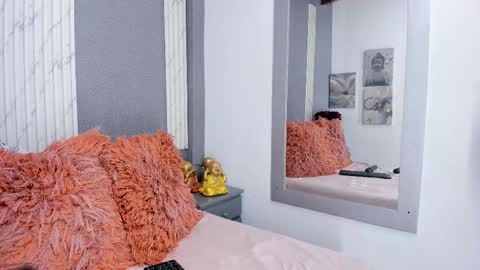 jhasly online show from September 17, 11:41 am