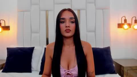 Snapshot of jhoanaduran_ chatting on September 30, 6:35 pm Jhoana online show from September 30, 6:35 pm