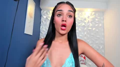 Snapshot of jhoanaduran_ chatting on January 31, 6:47 pm Jhoana online show from January 31, 6:47 pm