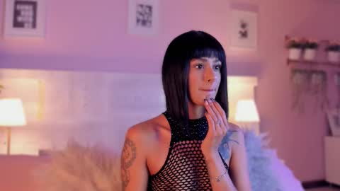 Jinx  online show from February 23, 9:25 pm