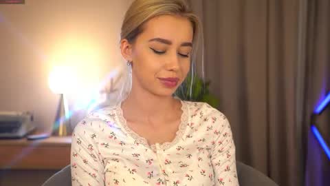 Jenny online show from March 23, 8:31 am