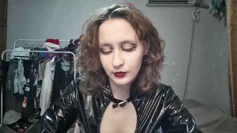 Joannatompson online show from January 19, 3:29 am