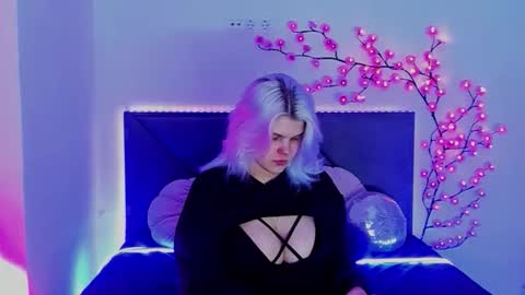 Joann online show from April 8, 8:33 pm