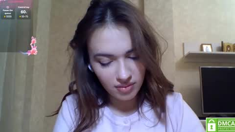 Jennifer online show from February 19, 8:40 pm