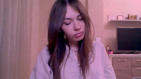 Jennifer online show from March 28, 5:56 pm