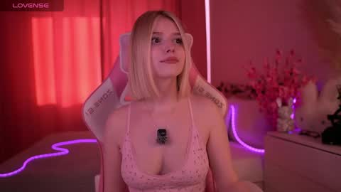 Paula online show from May 9, 3:19 am