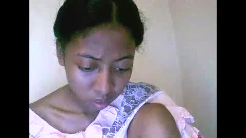 joliekah27 online show from May 11, 2:56 pm