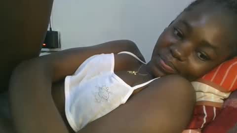 jollynabeb online show from October 5, 12:48 am