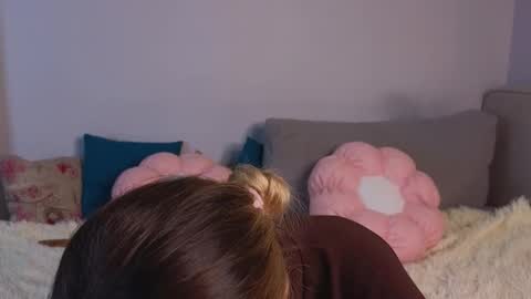 Snapshot of jolyndeb chatting on September 26, 12:03 pm Viola online show from September 26, 12:03 pm