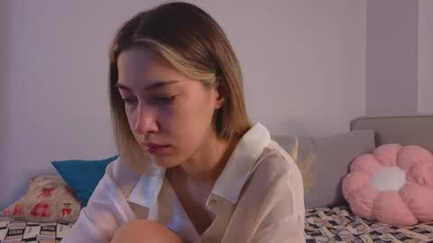 Snapshot of jolyndeb chatting on September 29, 12:32 pm Viola online show from September 29, 12:32 pm