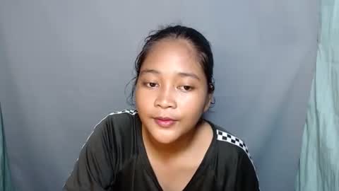 jonna2568 online show from September 17, 5:05 am