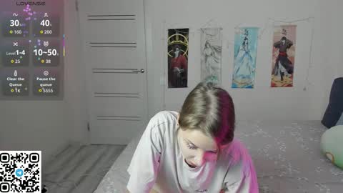 Mila online show from November 13, 8:08 pm