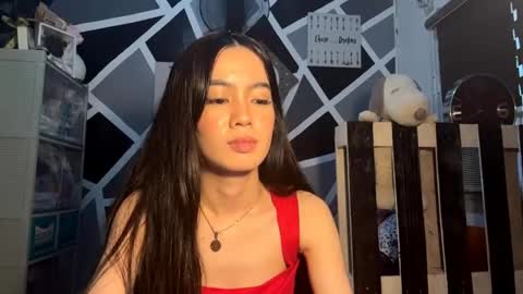 Violet online show from May 11, 9:22 am