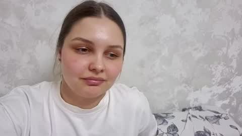 josievaughan online show from March 20, 11:26 am