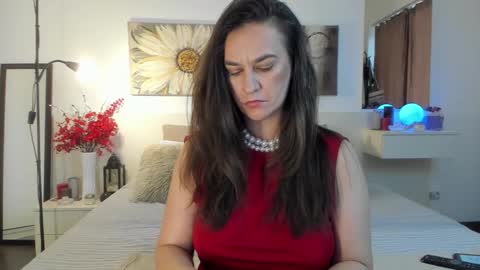 Snapshot of joycasidy chatting on October 4, 1:50 pm CassidyJoy online show from October 4, 1:50 pm