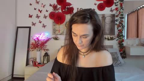 Snapshot of joycasidy chatting on February 24, 2:25 pm CassidyJoy online show from February 24, 2:25 pm