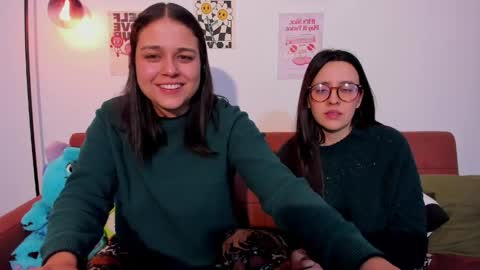 juanitaaa_ online show from May 8, 7:00 am