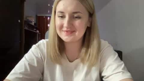 Snapshot of judevalenti chatting on February 21, 6:26 pm JudeValenti online show from February 21, 6:26 pm