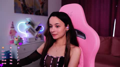 Snapshot of juicy___angel chatting on September 19, 11:20 am Angelina online show from September 19, 11:20 am
