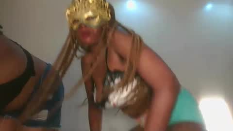 Juicey lovely online show from April 18, 10:20 pm