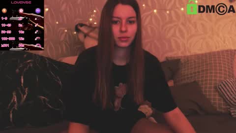 laura online show from October 1, 11:37 am