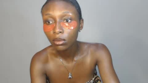 olivia online show from April 19, 7:16 pm