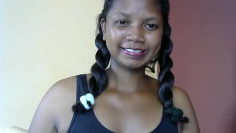 stellah online show from March 12, 6:40 am