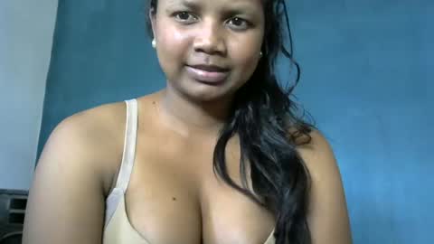 stellah online show from September 14, 11:19 am