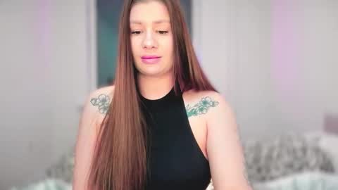 Elena online show from November 18, 5:25 pm