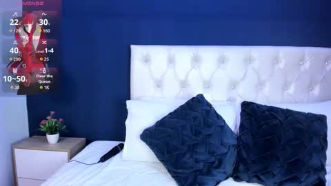 juicykitten1 online show from September 22, 11:41 am
