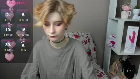 Jules online show from February 13, 1:29 am