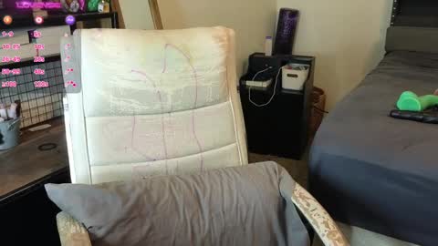 Julesss online show from October 5, 6:18 am